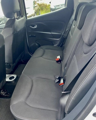 Renault Clio cena 25900 przebieg: 158000, rok produkcji 2015 z Dynów małe 154